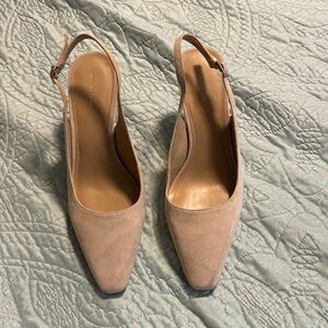 Ann Taylor suede, nude slingback pumps. Size 9. Very good used condition.